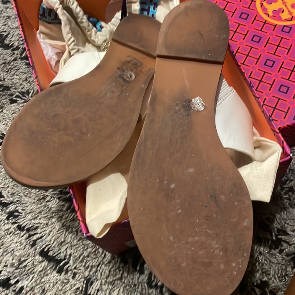 9/10 condition - Picture 2 of 3